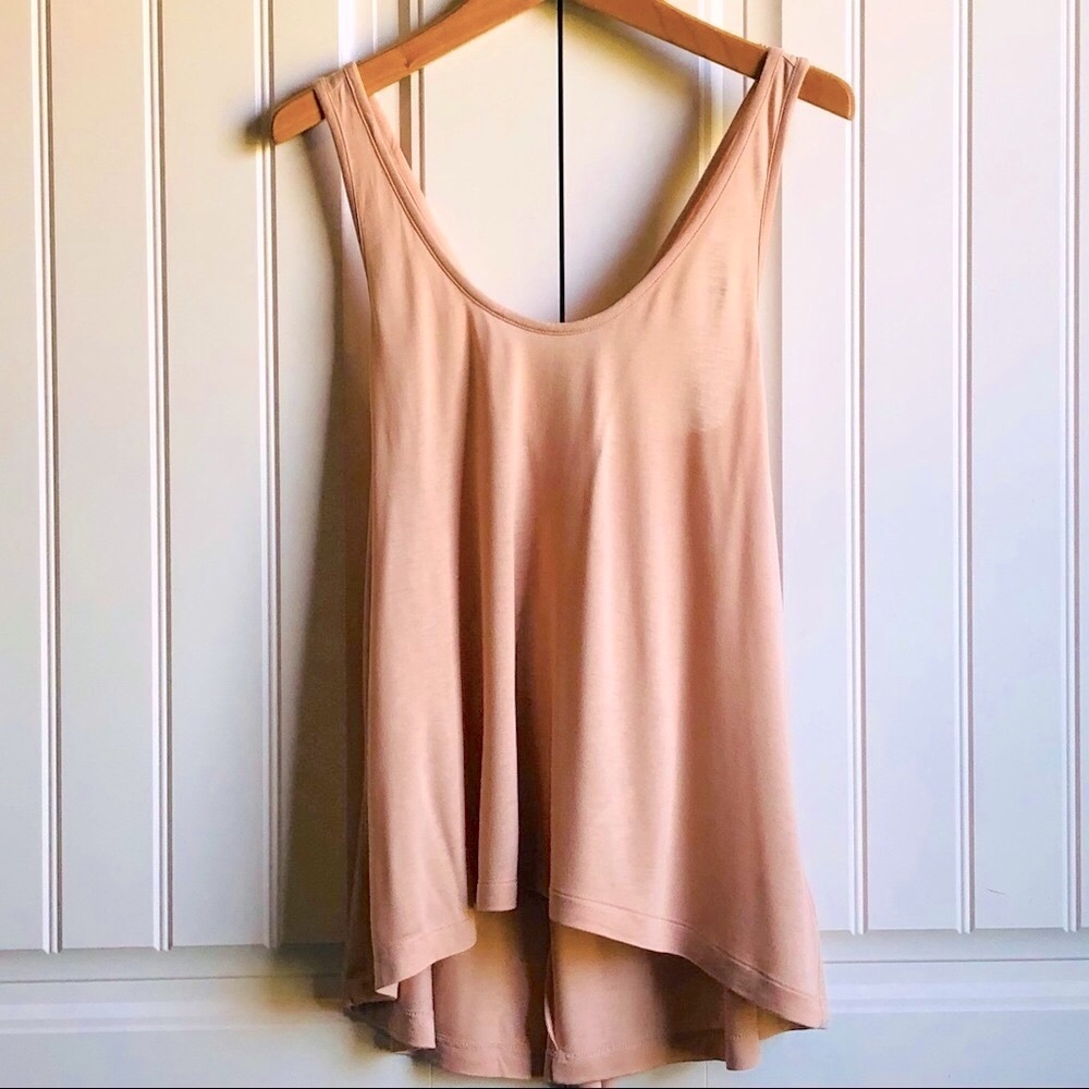 NWT Gap Flowy Sleeveless Tank